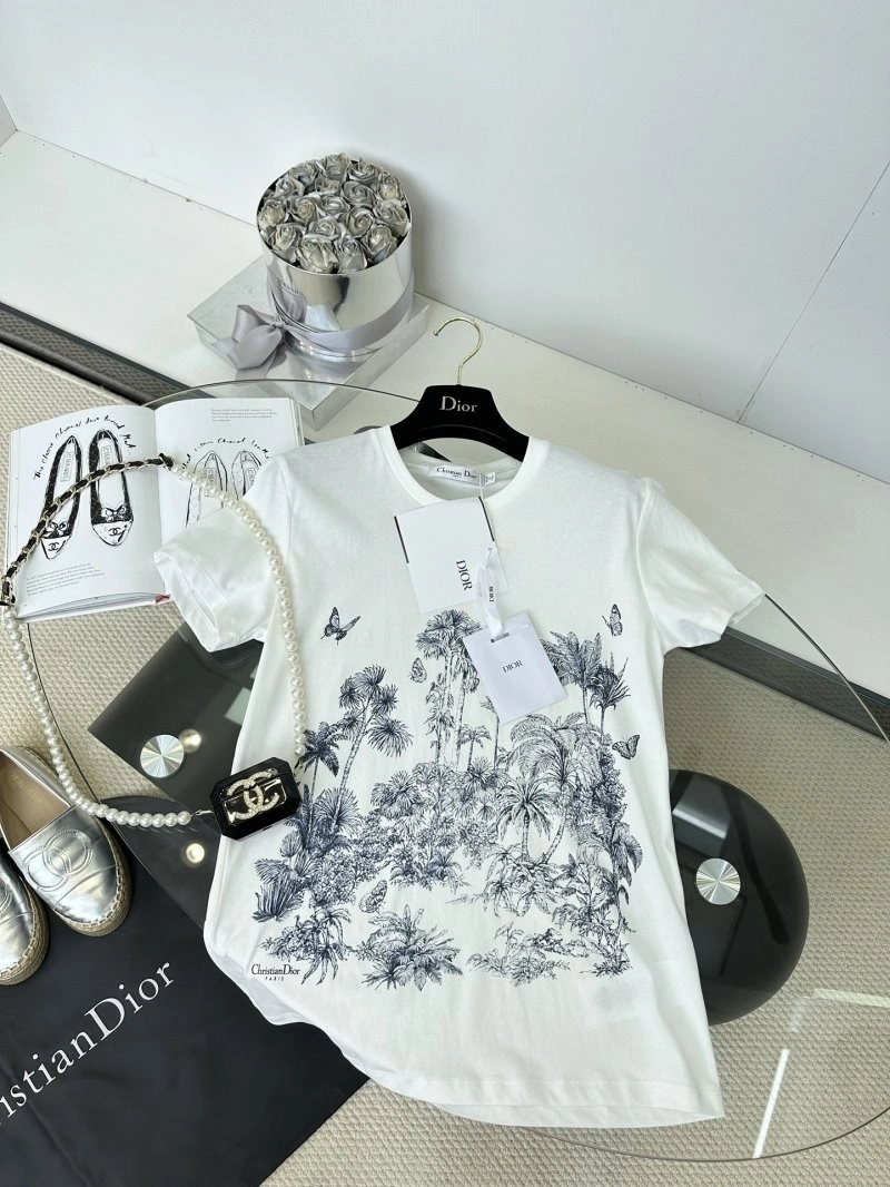 Attractive Christian Dior T-Shirts 113437