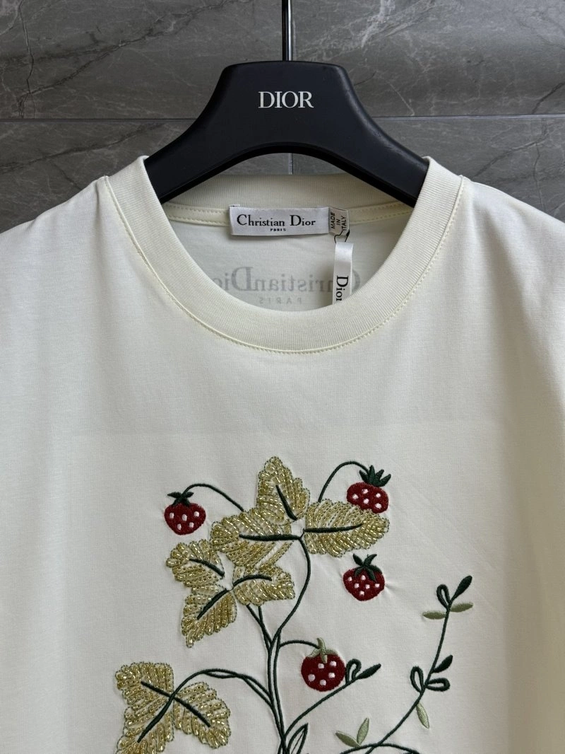 Trendy Christian Dior T-Shirts 113415