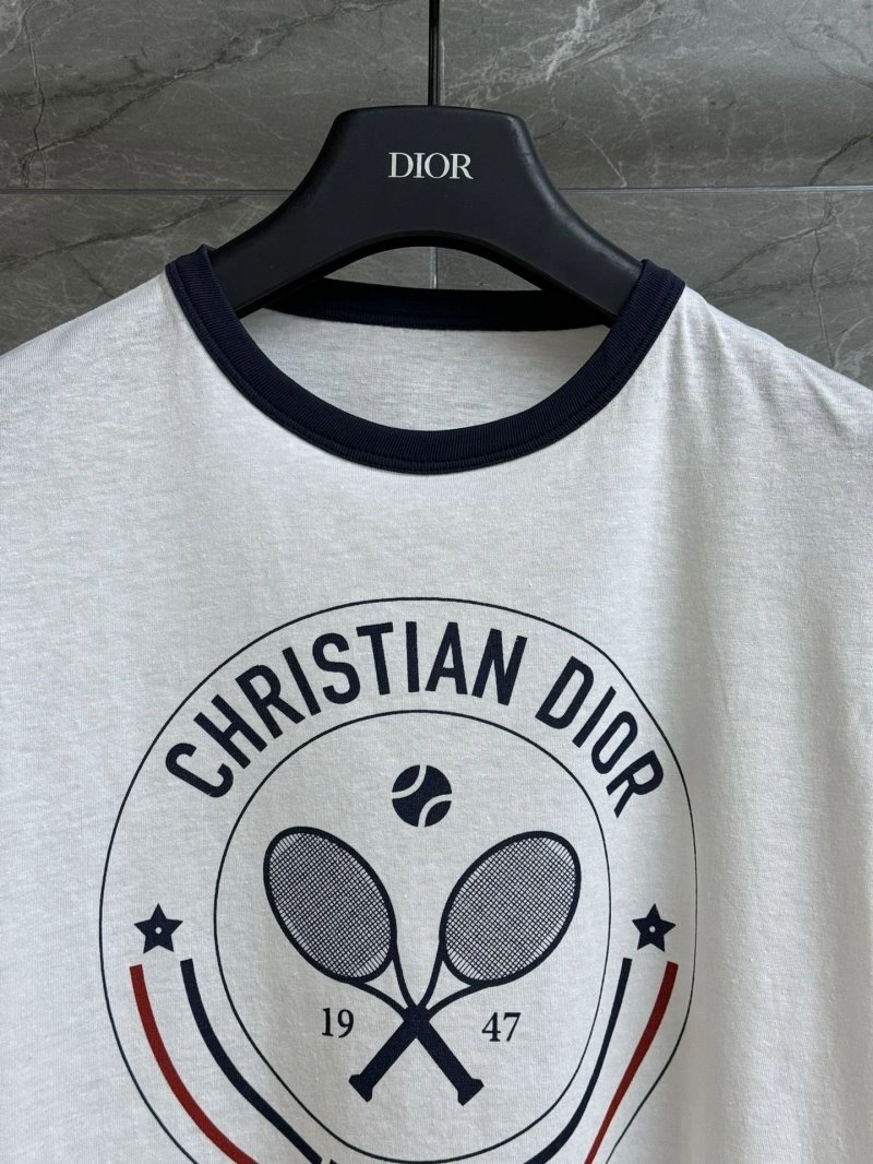 Youthful Christian Dior T-Shirts 113421