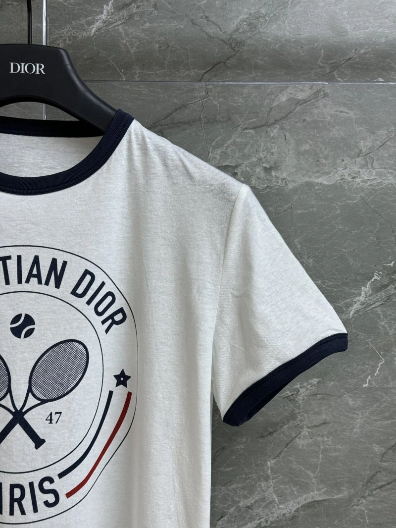 Youthful Christian Dior T-Shirts 113421