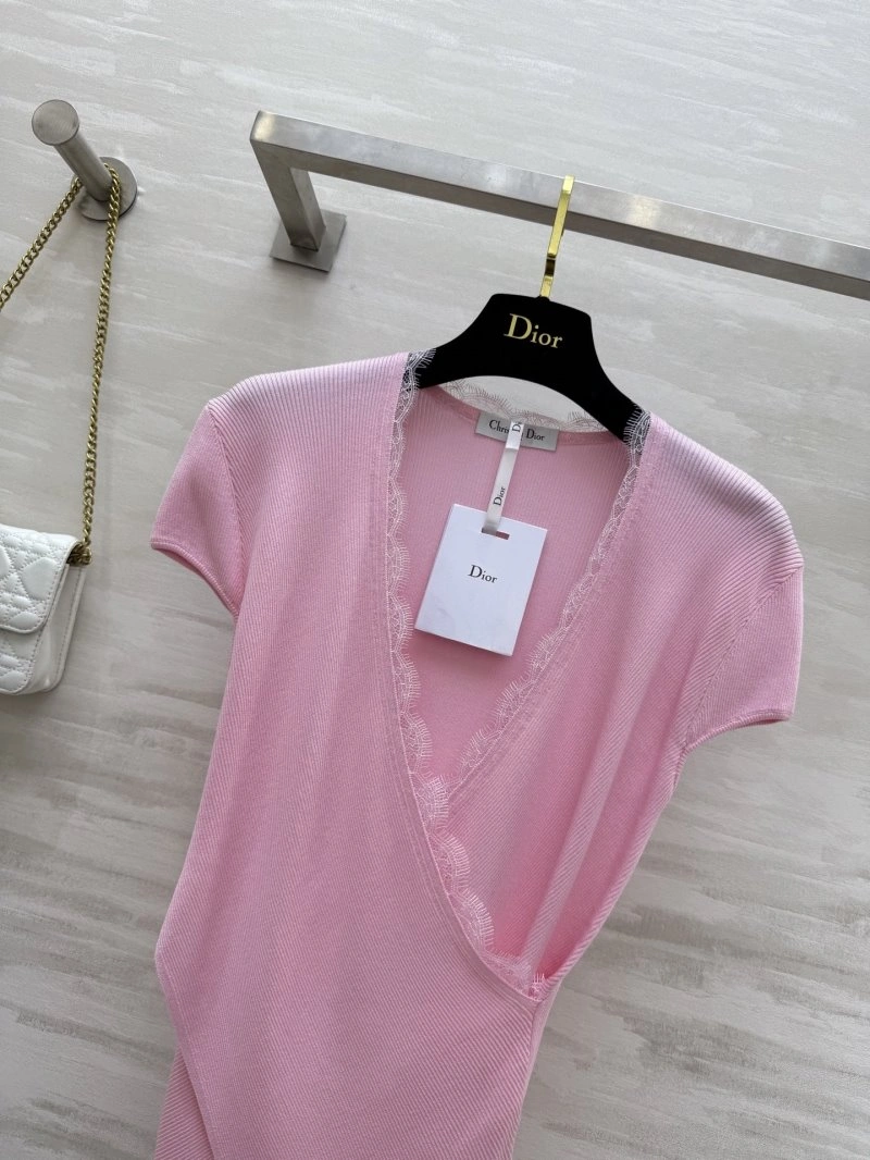 Supportive Christian Dior T-Shirts 113433