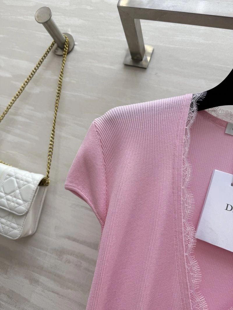 Supportive Christian Dior T-Shirts 113433