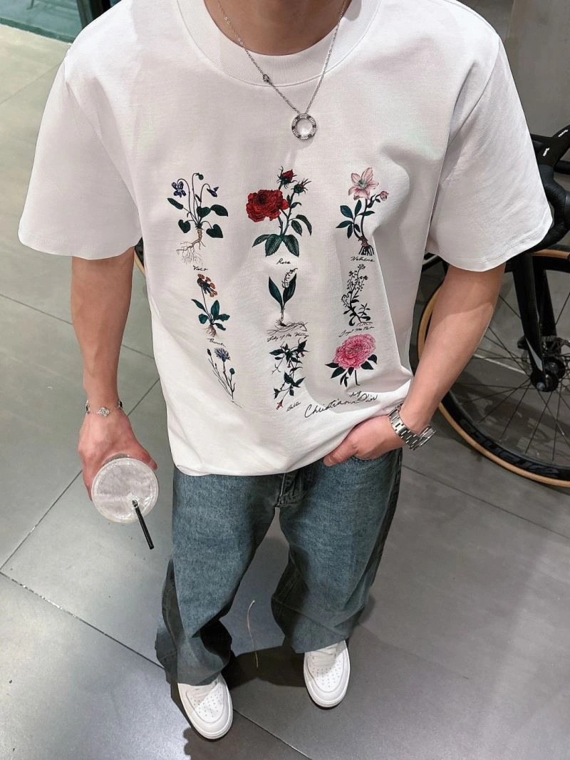 Christian Dior T-Shirts Sophisticated 115710