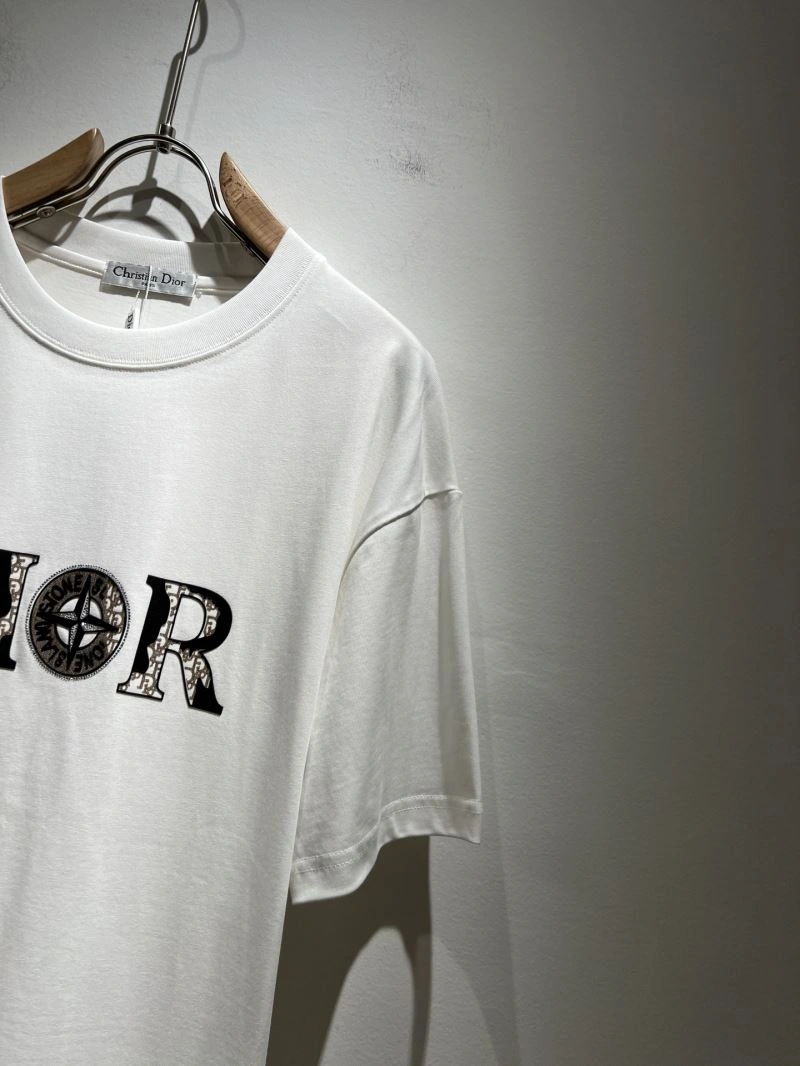 Fashionable Christian Dior T-Shirts 115692