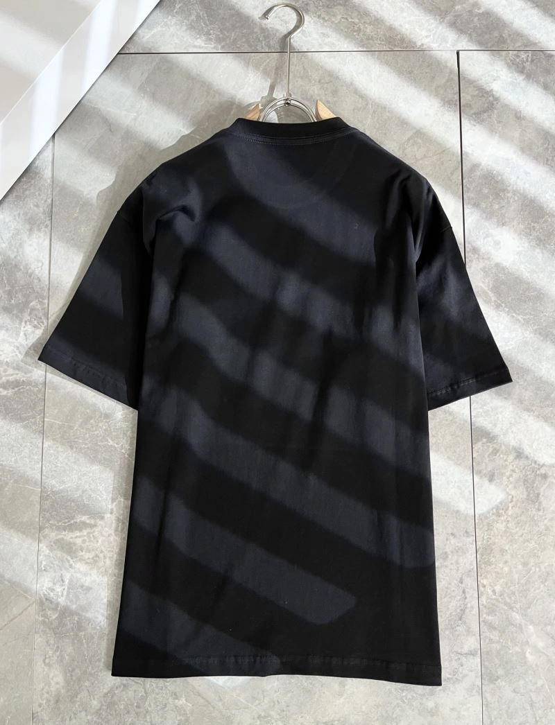 Christian Dior T-Shirts Trendsetting 115685