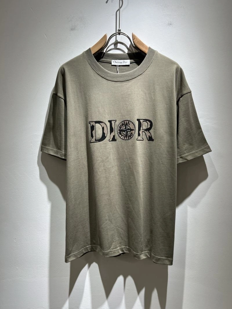 Timeless Christian Dior T-Shirts 115587