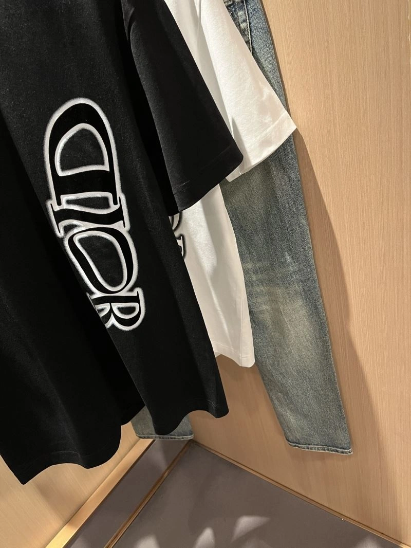 AllSeason Christian Dior T-Shirts 115572