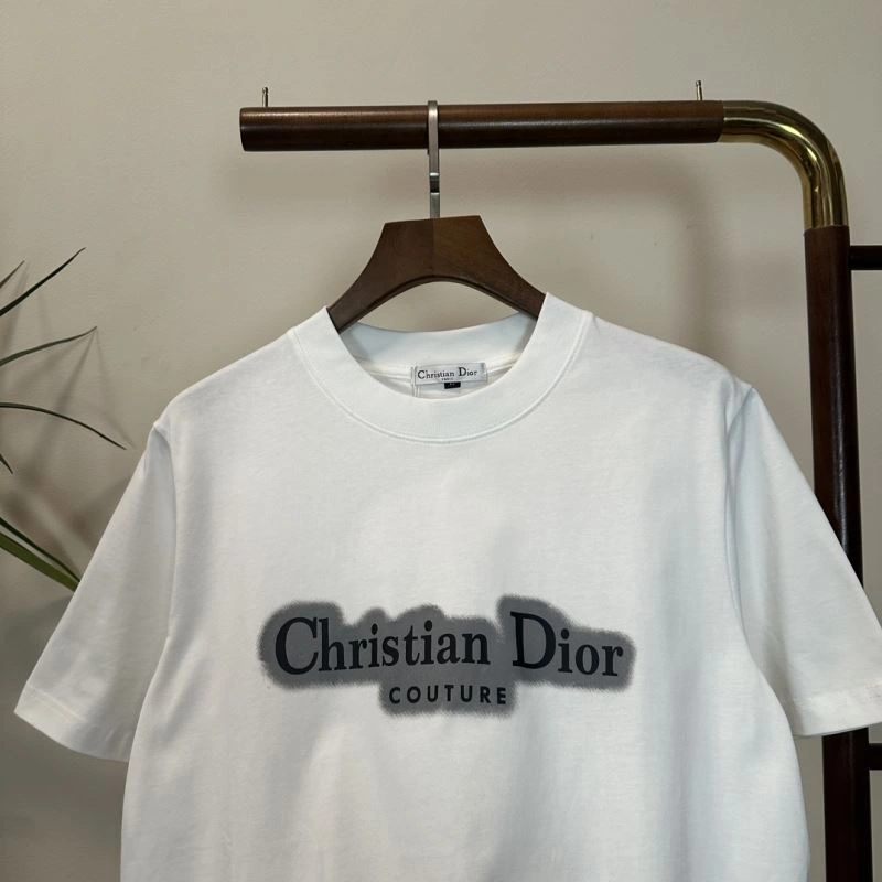 Lightweight Christian Dior T-Shirts 115562