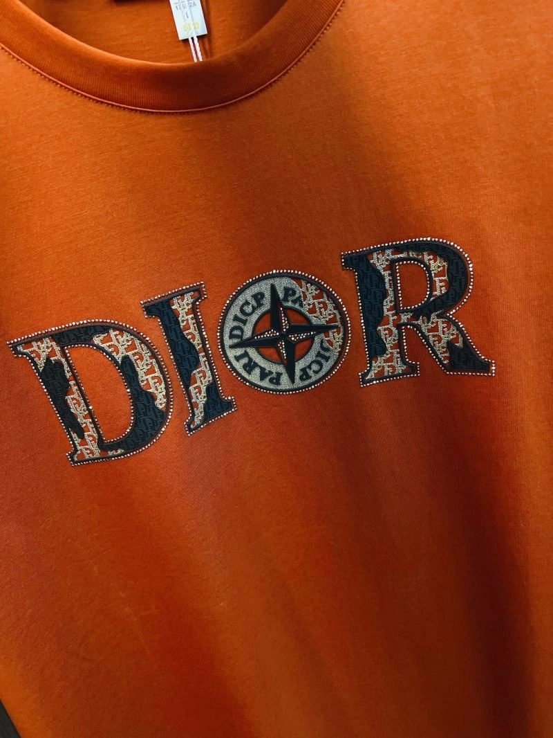 Sustainable Christian Dior T-Shirts 115532