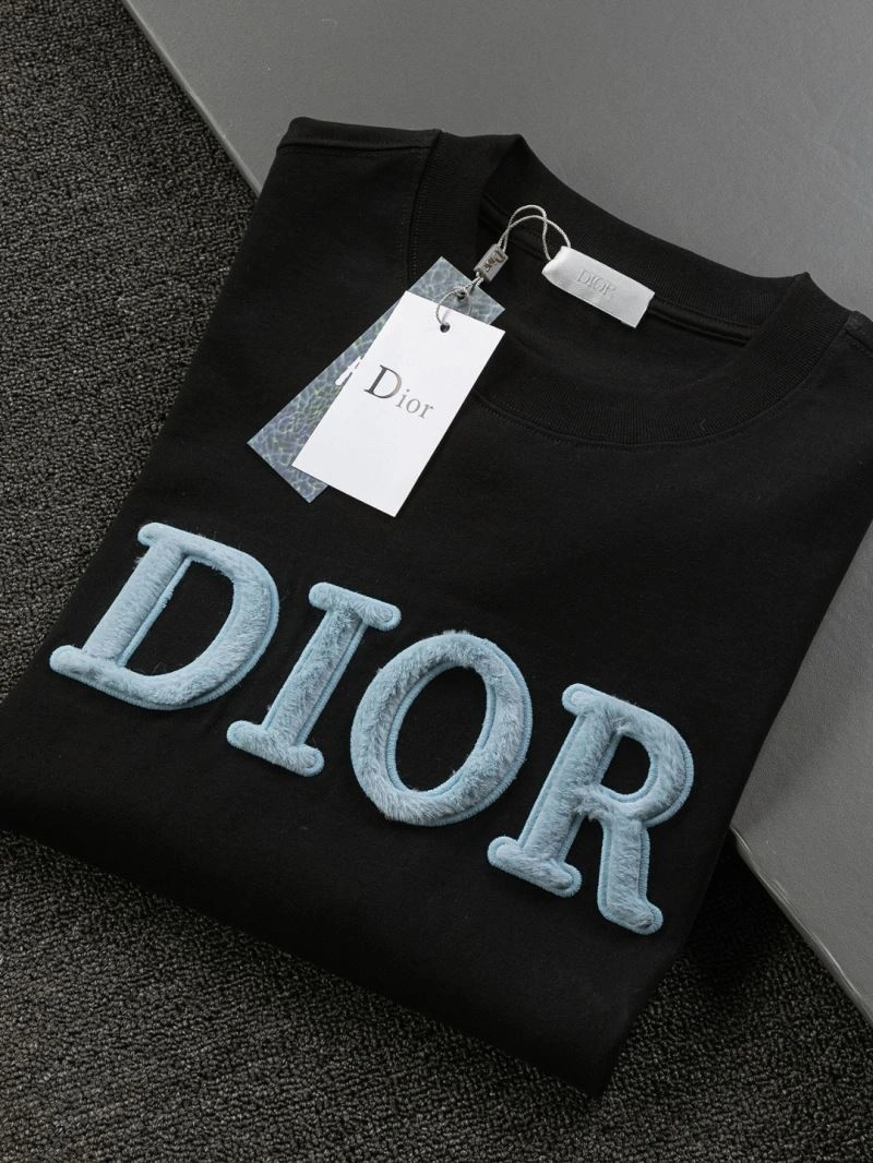 Bold Christian Dior T-Shirts 115523