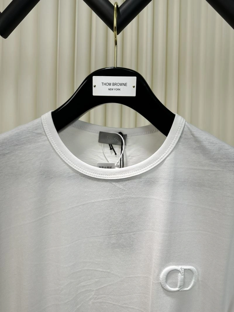 Fashionable Christian Dior T-Shirts 115278