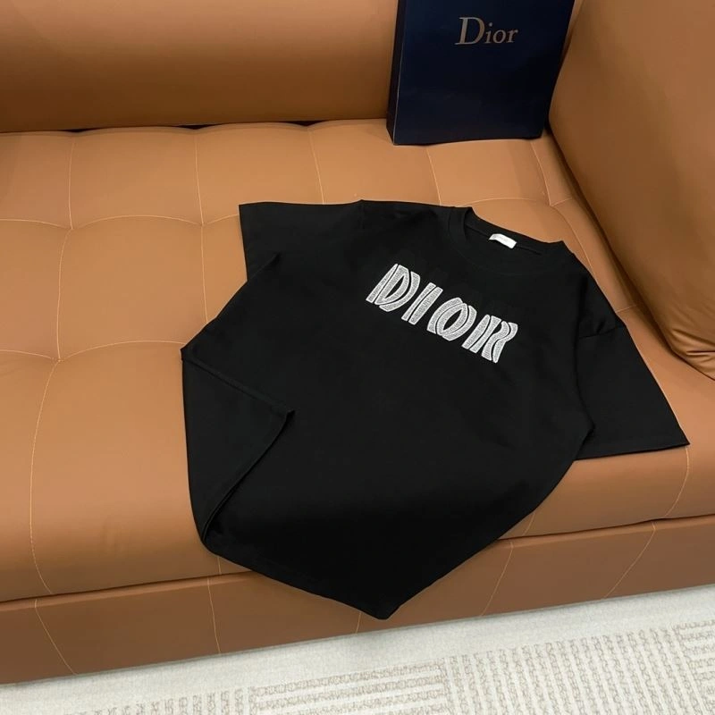 Fashionable Christian Dior T-Shirts 115233