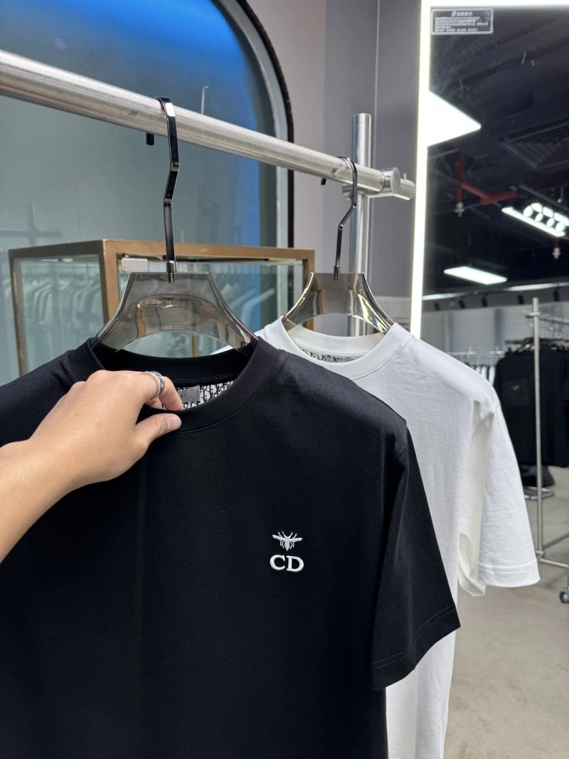 Christian Dior T-Shirts UrbanChic 115229