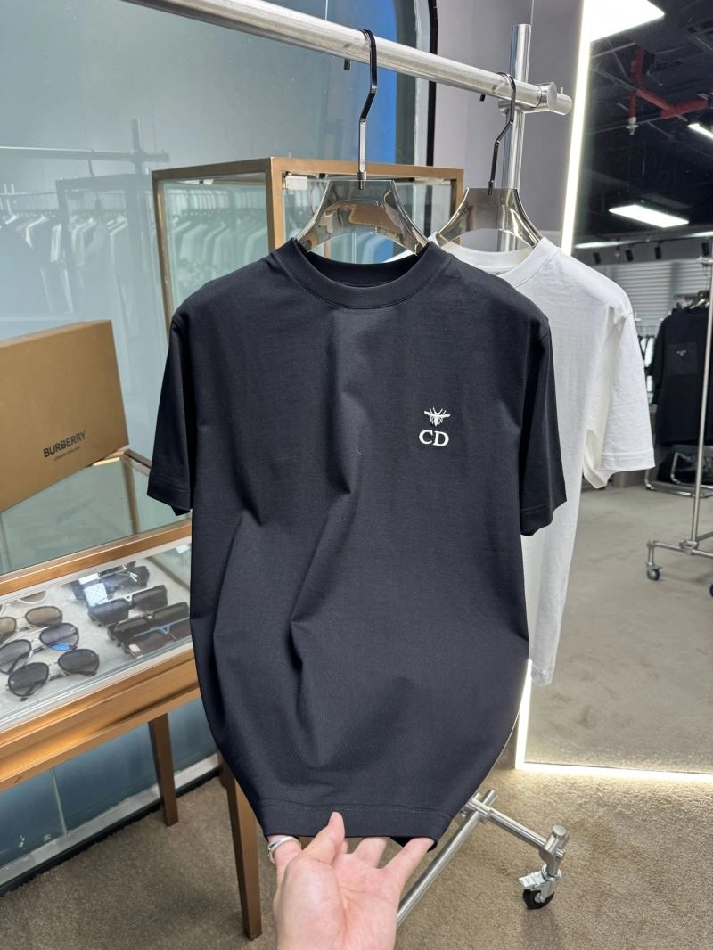 Christian Dior T-Shirts UrbanChic 115229