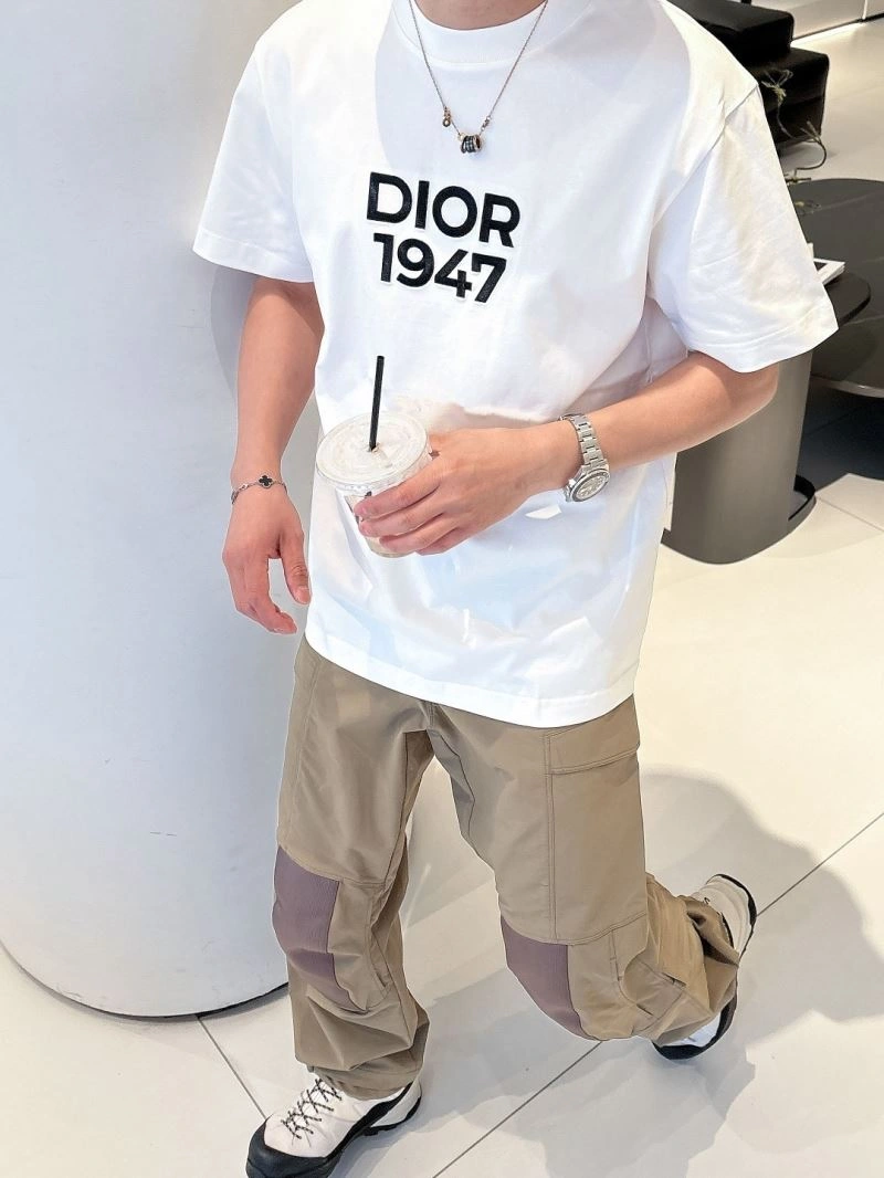 Fashionable Christian Dior T-Shirts 115227
