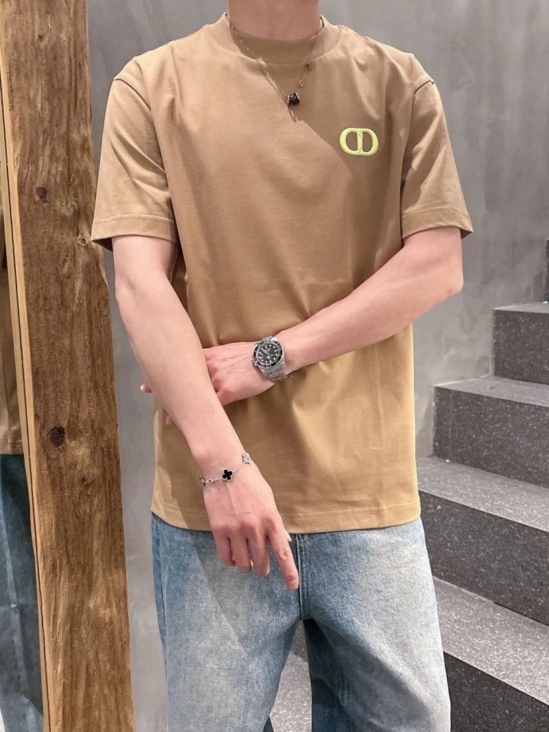 WellDesigned Christian Dior T-Shirts 115220