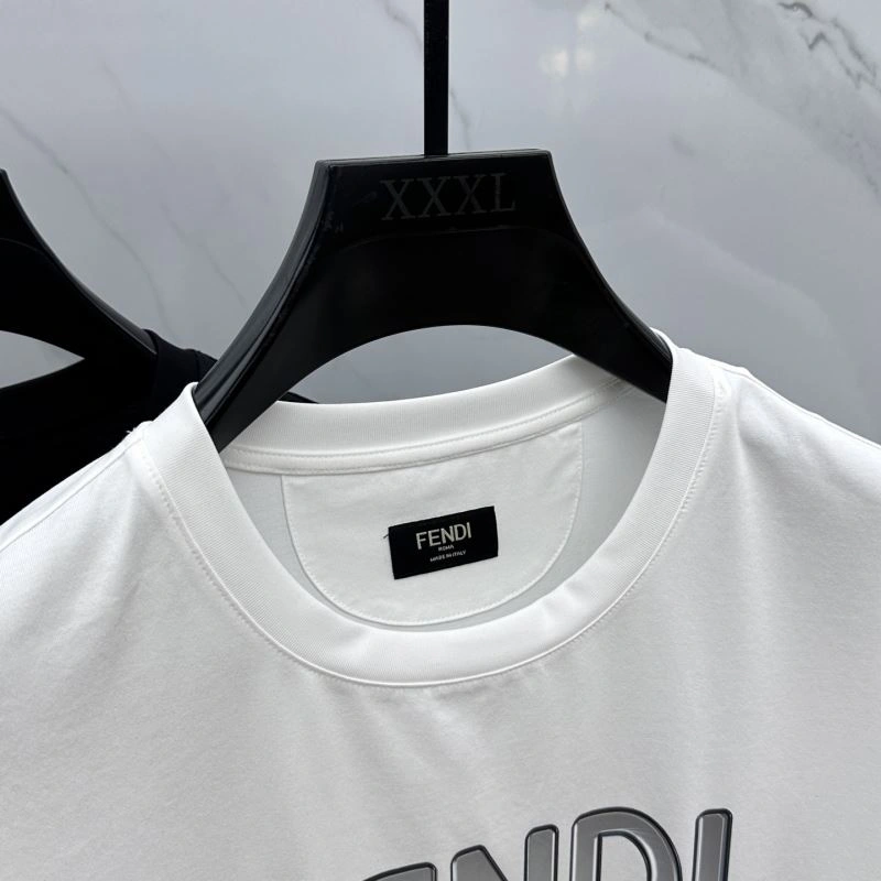 UrbanChic Christian Dior T-Shirts 115212