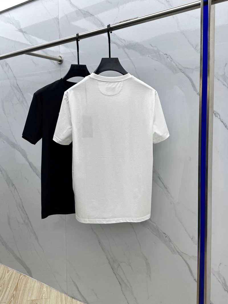 UrbanChic Christian Dior T-Shirts 115212