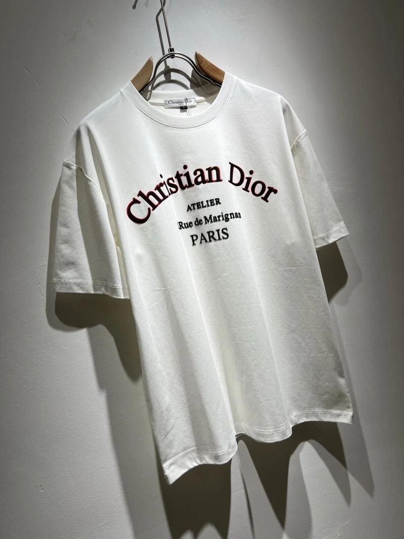 Sleek Christian Dior T-Shirts 115186