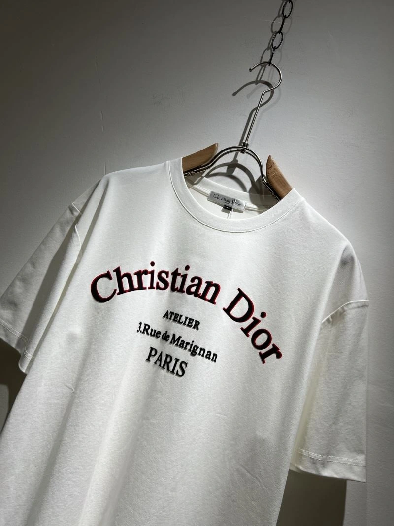 Sleek Christian Dior T-Shirts 115186