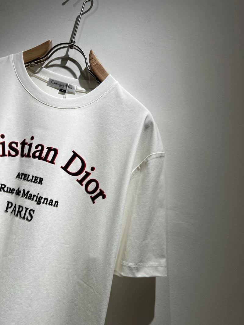 Sleek Christian Dior T-Shirts 115186