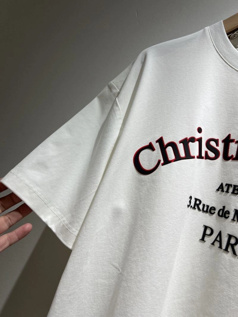 Sleek Christian Dior T-Shirts 115186
