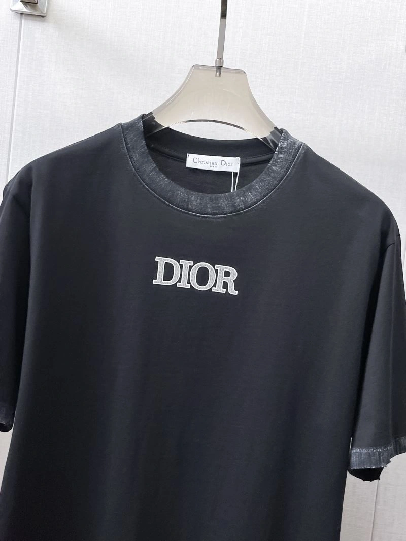 Sustainable Christian Dior T-Shirts 115175