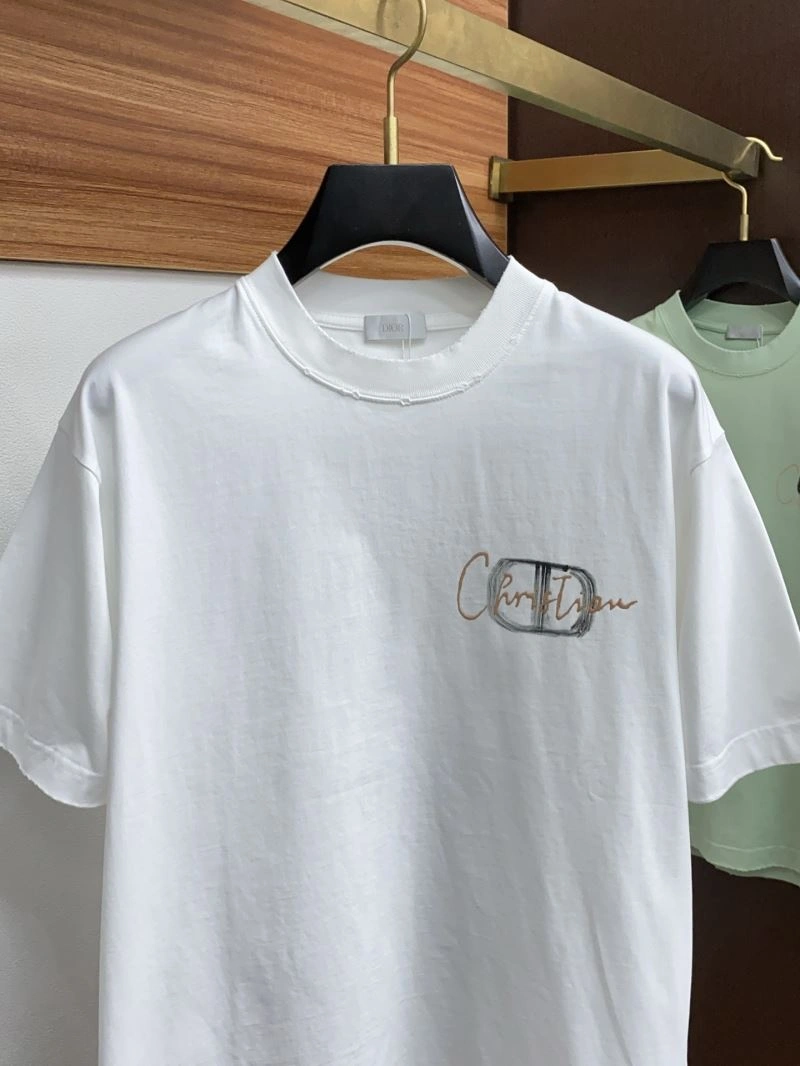 UrbanChic Christian Dior T-Shirts 115166