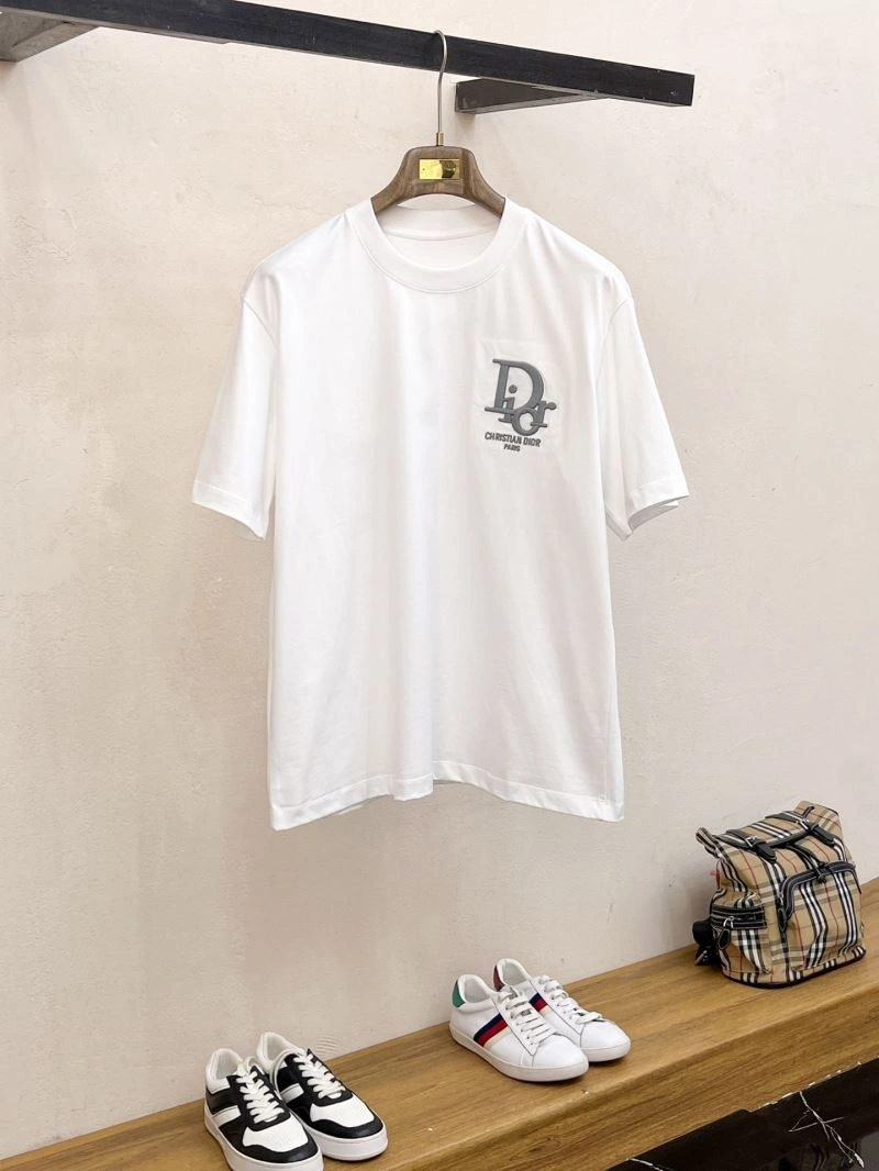 WellDesigned Christian Dior T-Shirts 115156