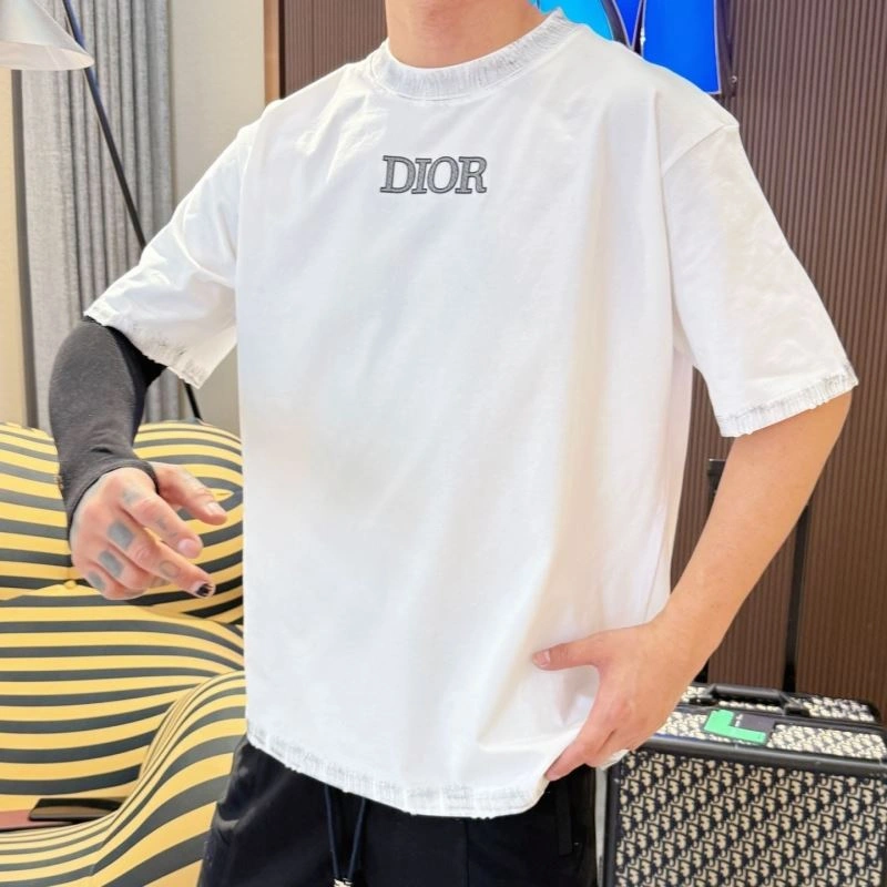 SmoothTexture Christian Dior T-Shirts 115136