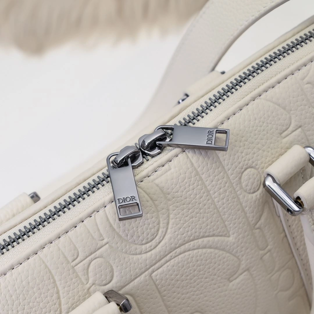 Unique Christian Dior Top Handle Bags 91157