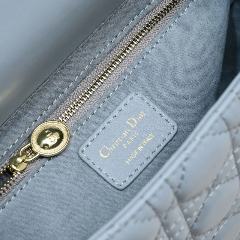 Fashionable Christian Dior Top Handle Bags 87623