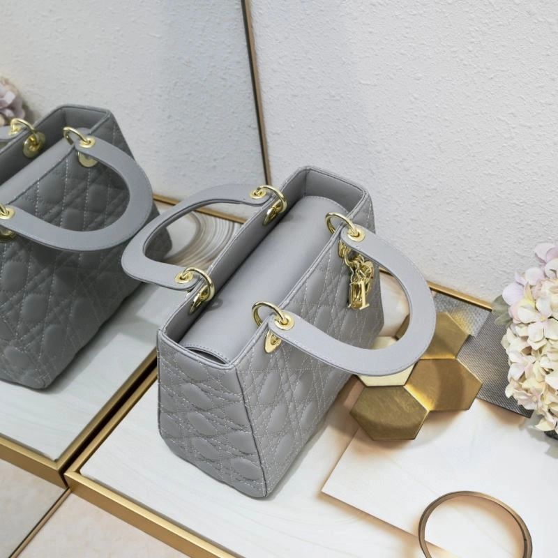 Cozy Christian Dior Top Handle Bags 87630
