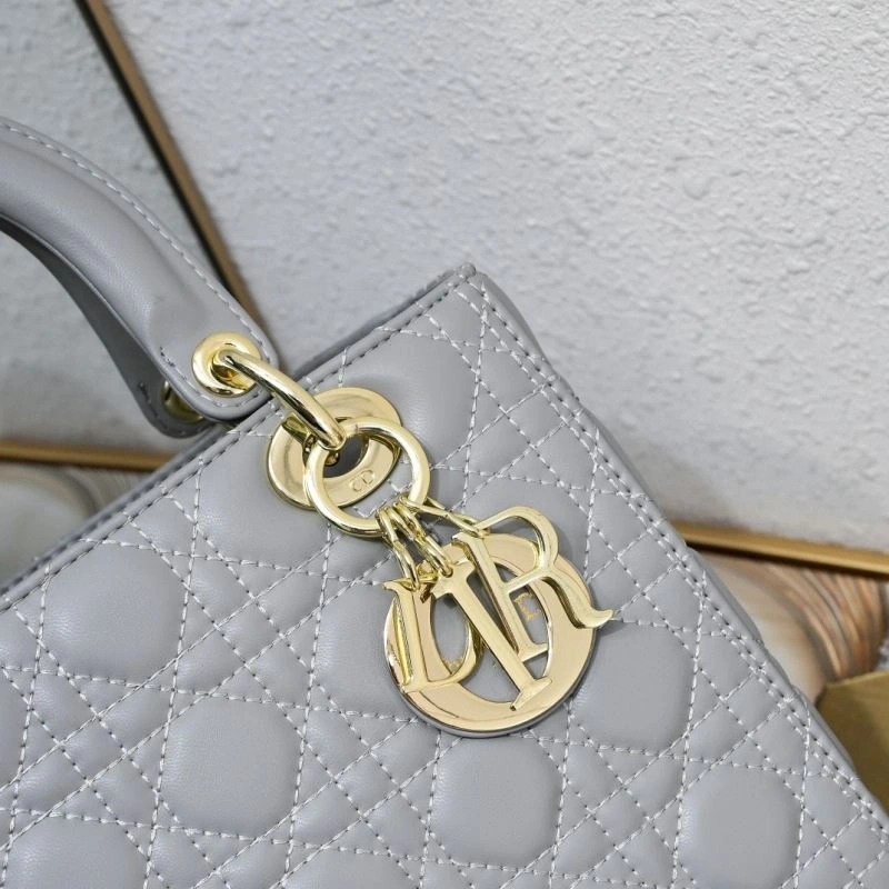 Cozy Christian Dior Top Handle Bags 87630