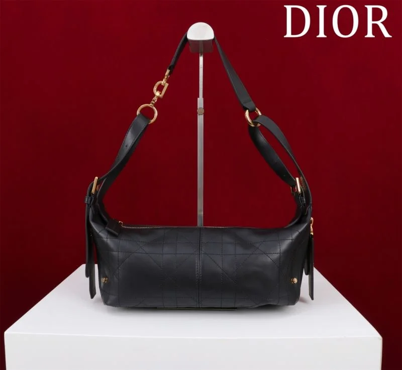 Bold Christian Dior Top Handle Bags 46784
