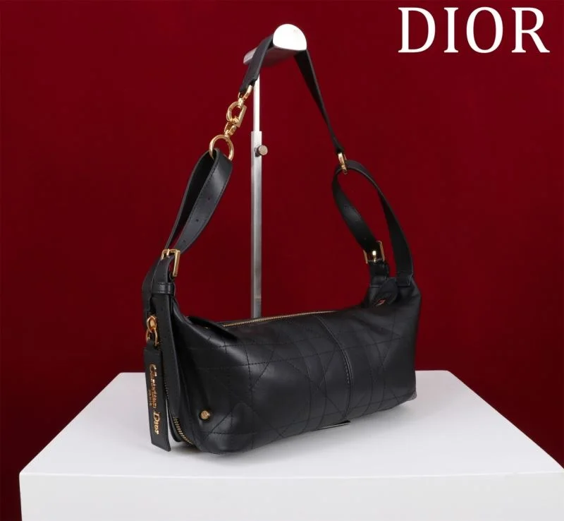 Bold Christian Dior Top Handle Bags 46784