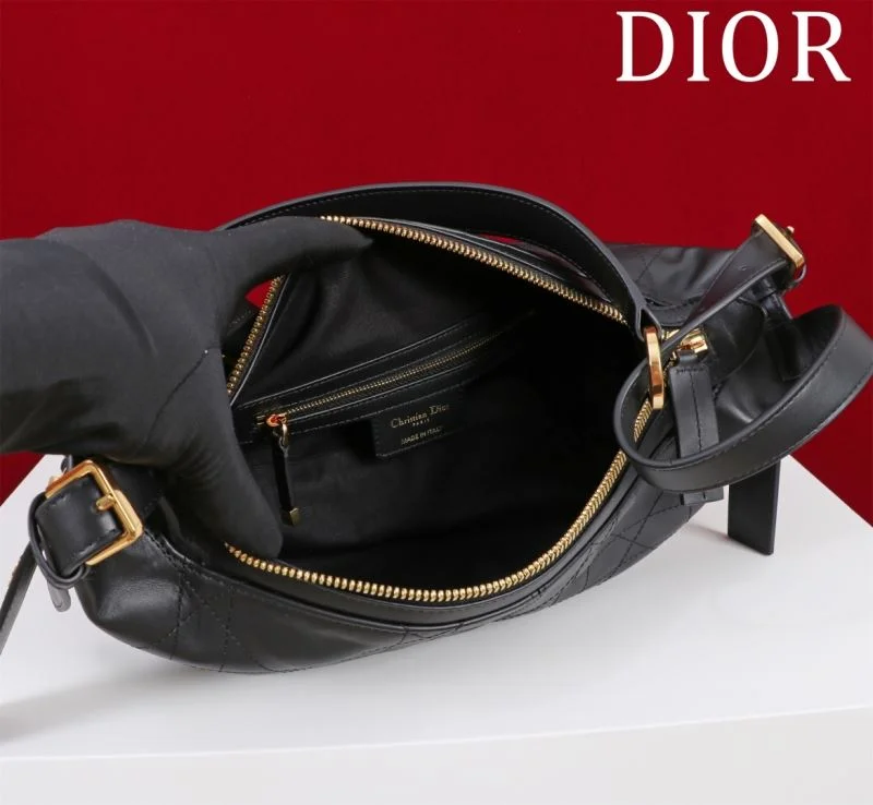Bold Christian Dior Top Handle Bags 46784