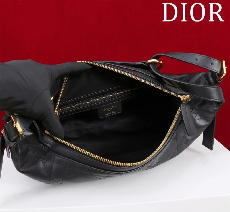 Sporty Christian Dior Top Handle Bags 46779