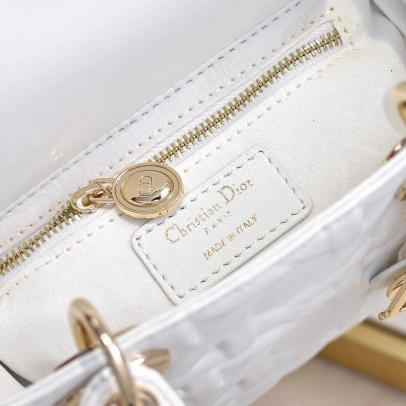 Christian Dior Top Handle Bags ModernLook 85489