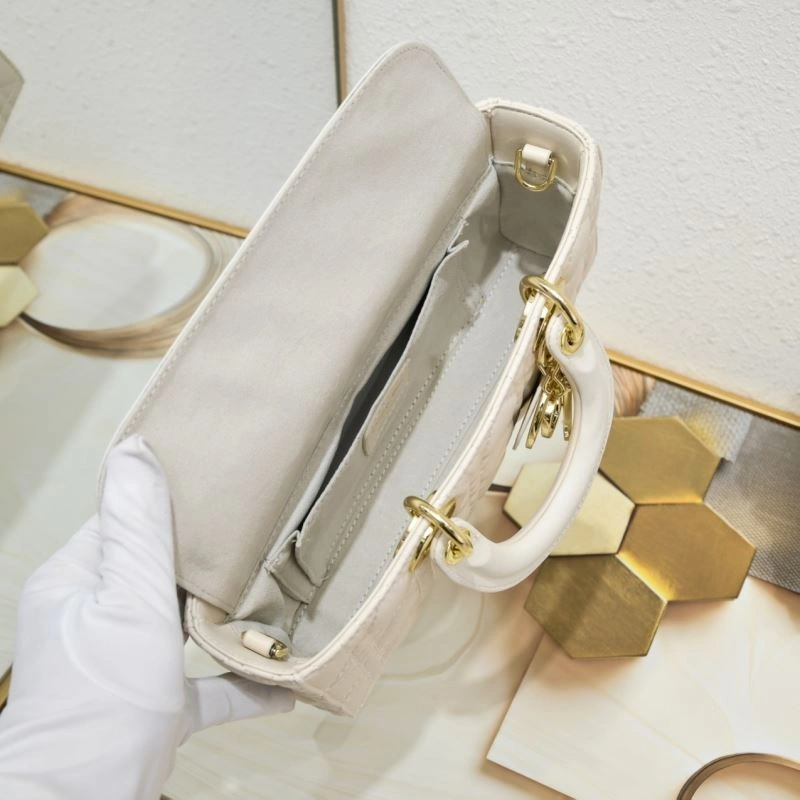 Breathable Christian Dior Top Handle Bags 85484