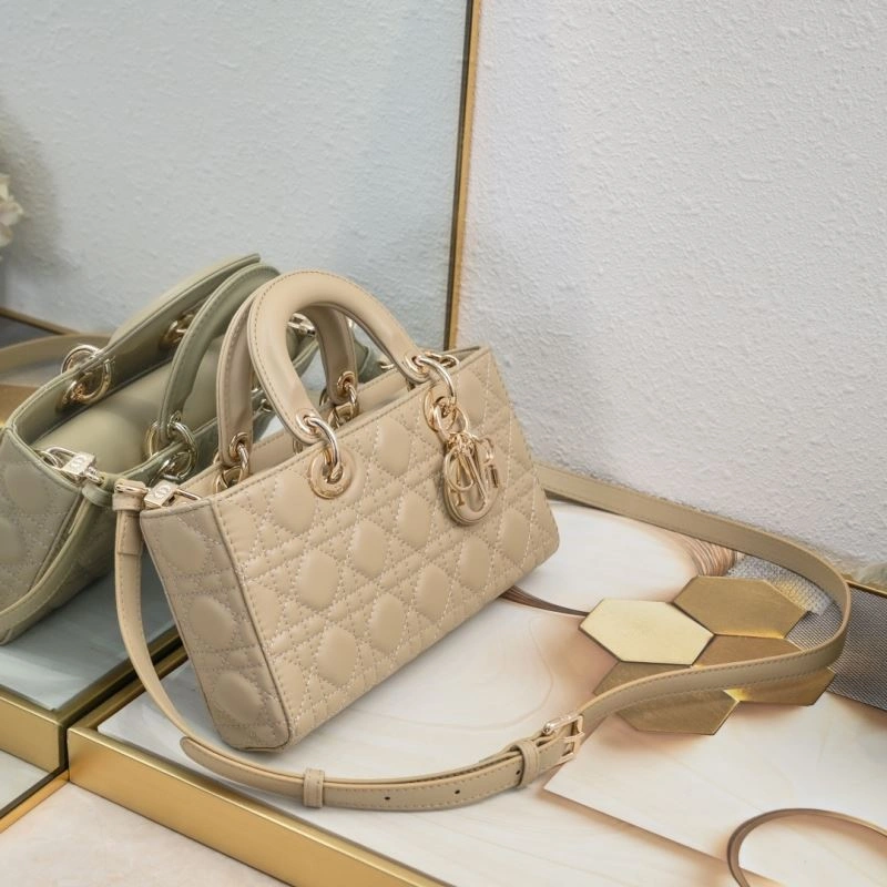 Sustainable Christian Dior Top Handle Bags 85471