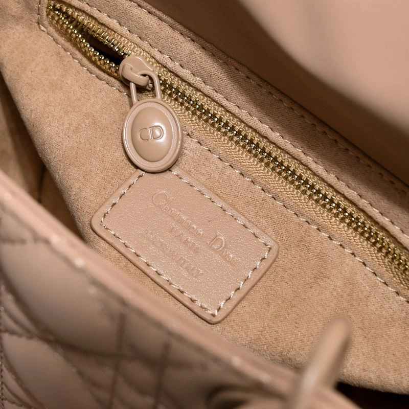 Bright Christian Dior Top Handle Bags 85463