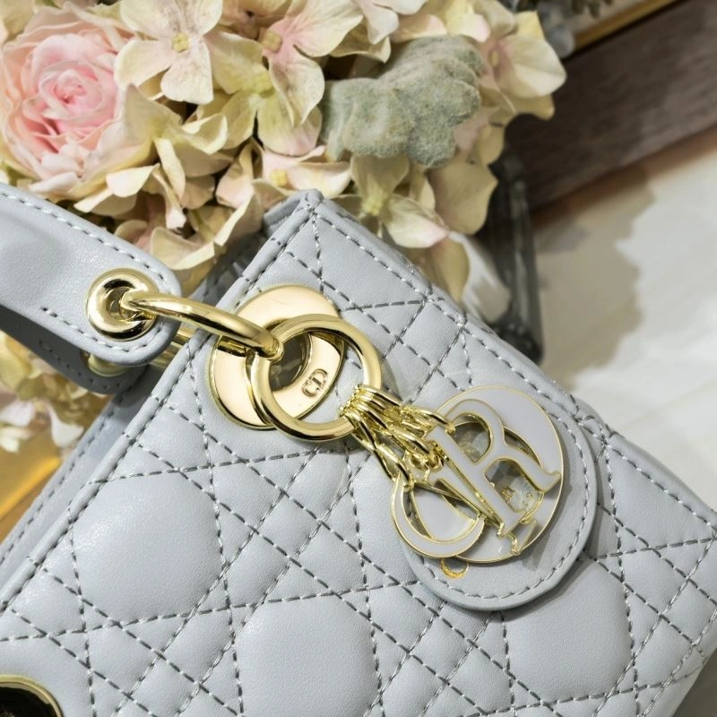 SmoothTexture Christian Dior Top Handle Bags 85448