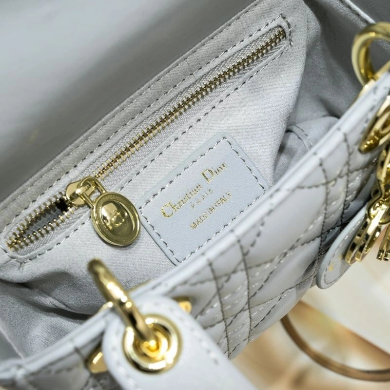 SmoothTexture Christian Dior Top Handle Bags 85448
