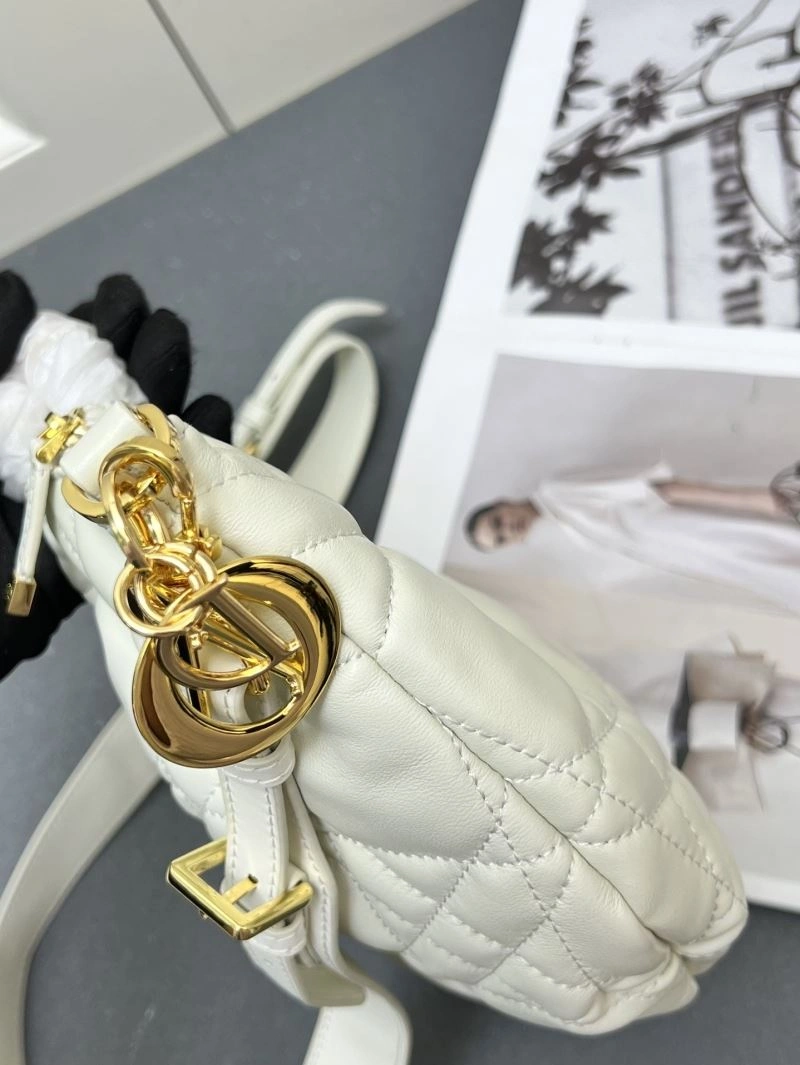 Christian Dior Top Handle Bags TechFriendly 84201
