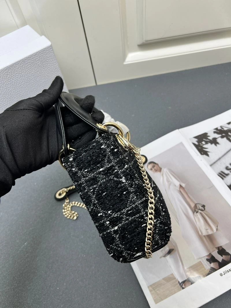 Flexible Christian Dior Top Handle Bags 84233
