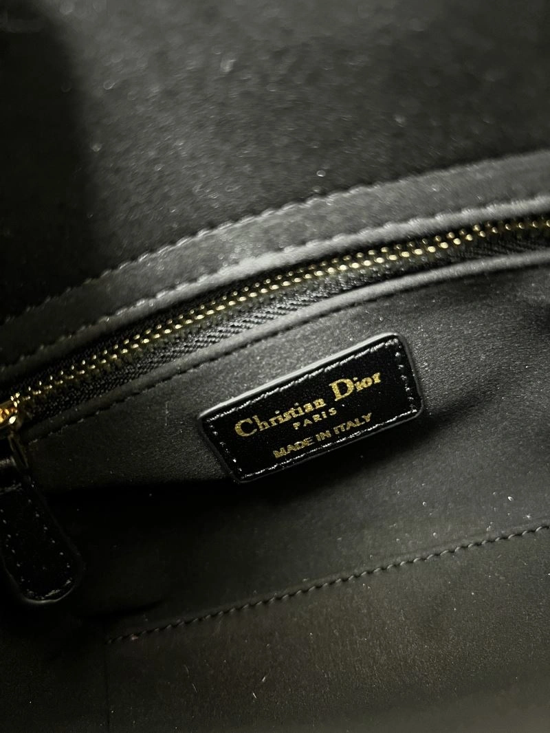 Flexible Christian Dior Top Handle Bags 84233