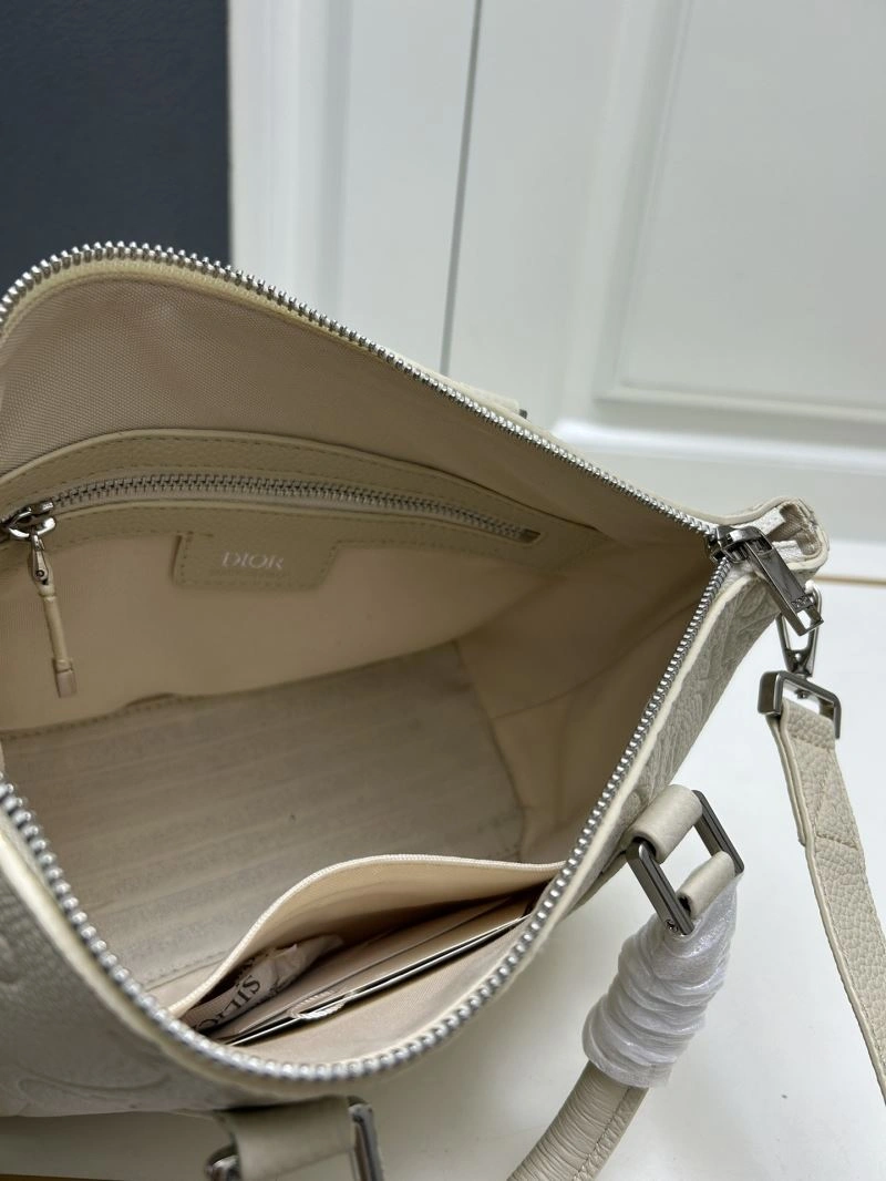 Fashionable Christian Dior Top Handle Bags 84196