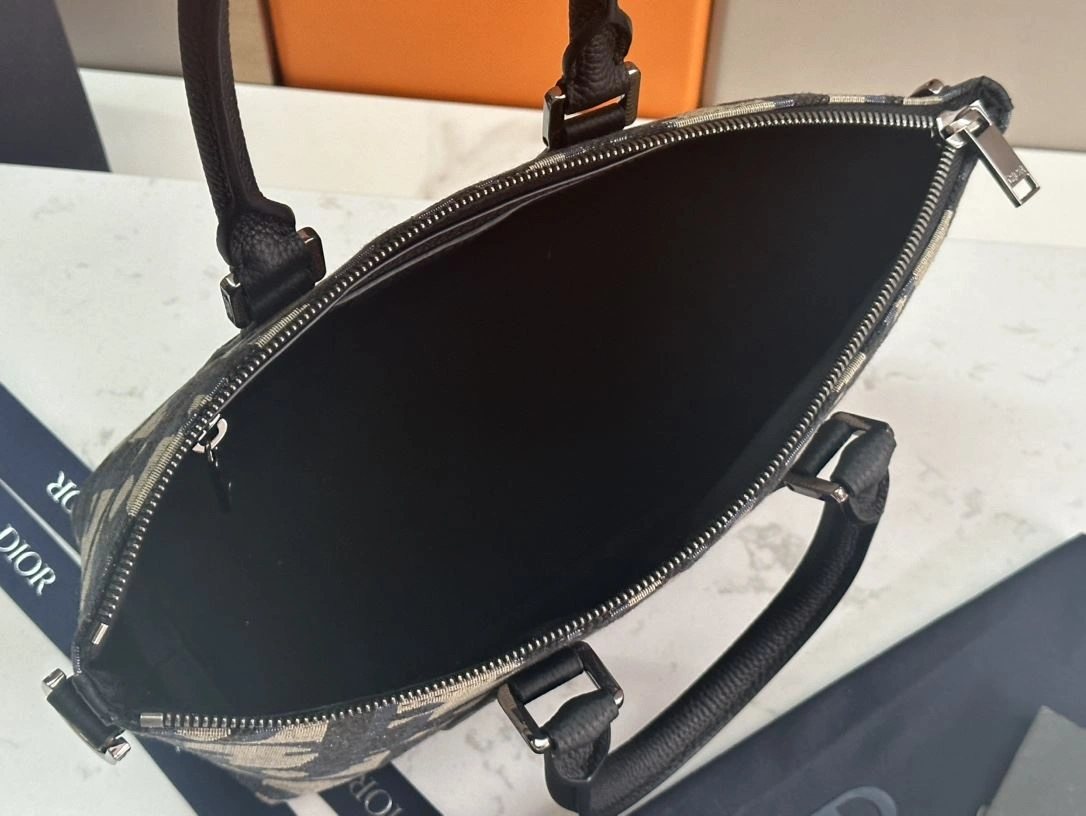 Christian Dior Top Handle Bags Soft 92168