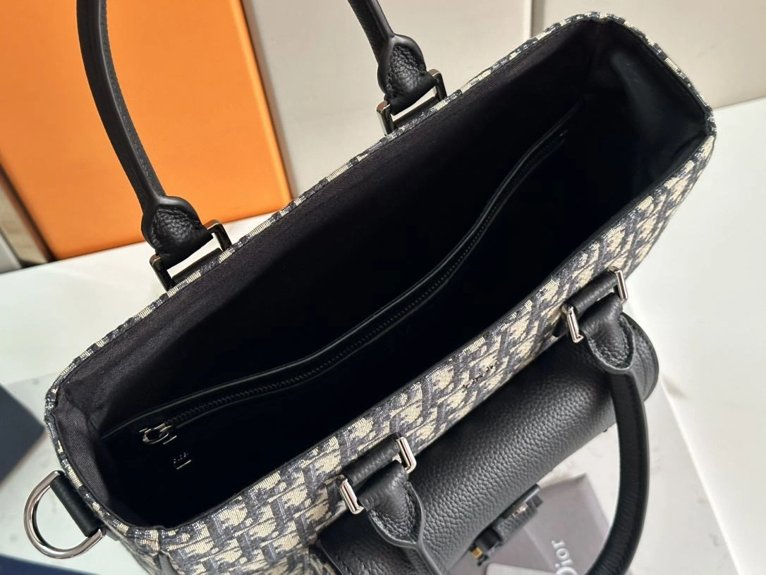 Christian Dior Top Handle Bags Refined 92167